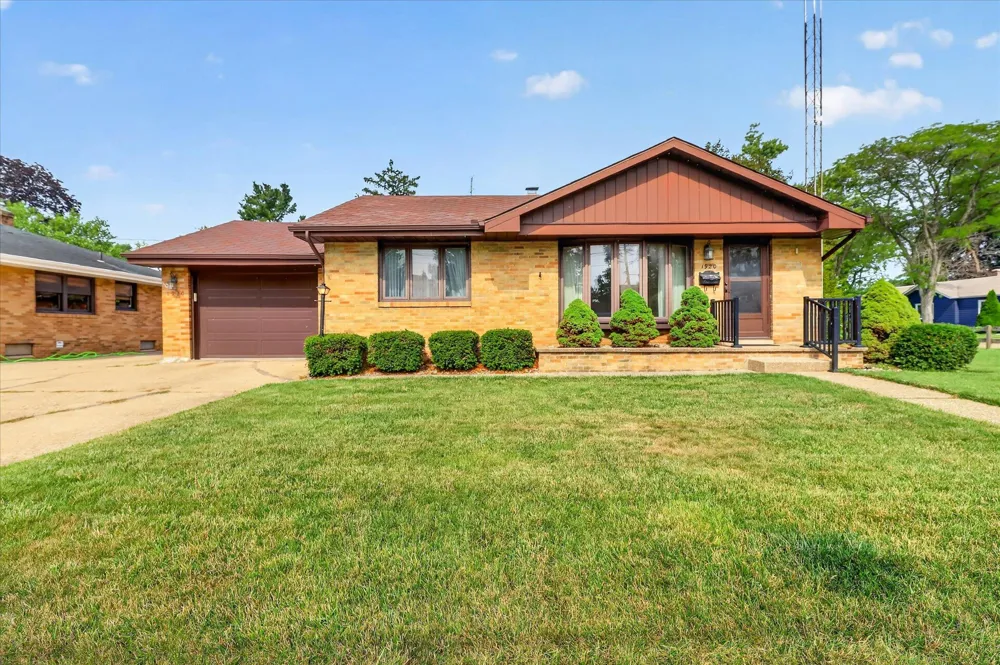 1920 Langley Avenue St. Joseph, MI 49085