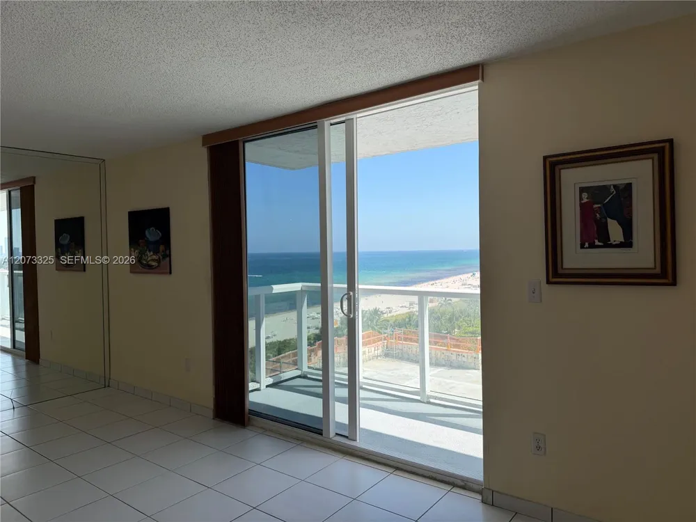 2457 Collins Ave #1405 Miami Beach, FL 33140