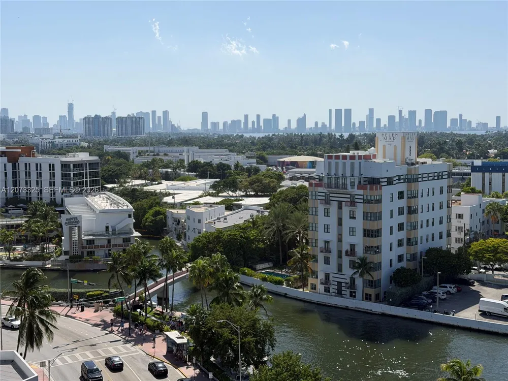 2457 Collins Ave #1405 Miami Beach, FL 33140