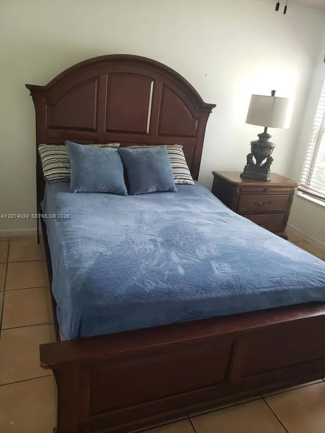 20815 NW 15th St Pembroke Pines, FL 33029