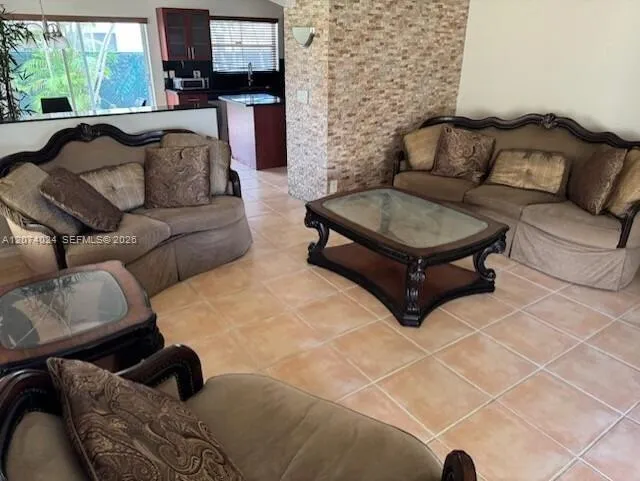 20815 NW 15th St Pembroke Pines, FL 33029