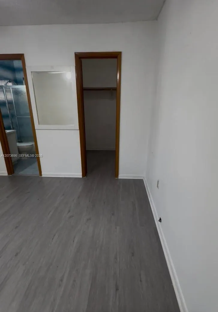 5530 E 6th Ave #101 Hialeah, FL 33013