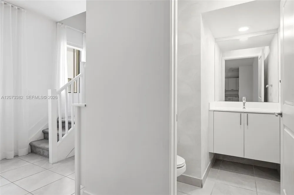 4532 NW 83 PSGE #0 Doral, FL 33166