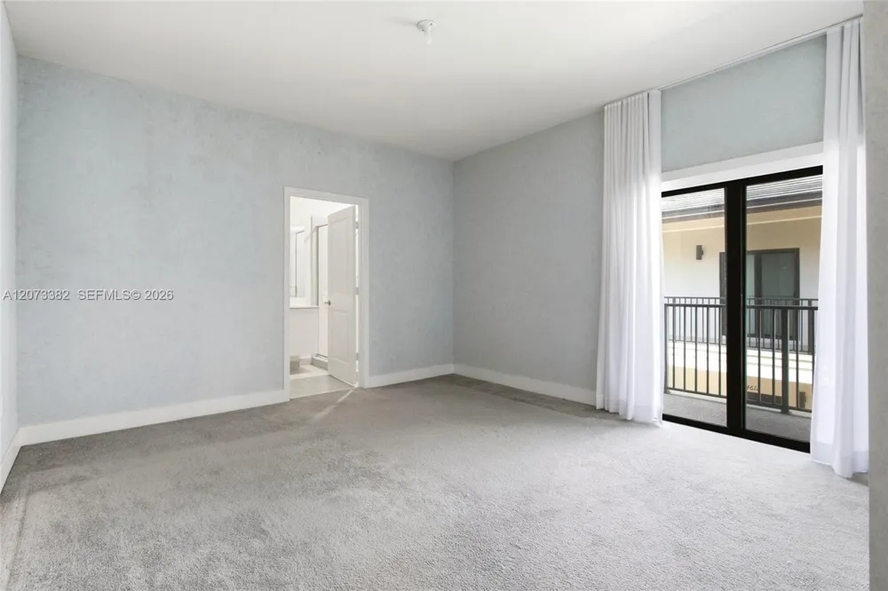 4532 NW 83 PSGE #0 Doral, FL 33166