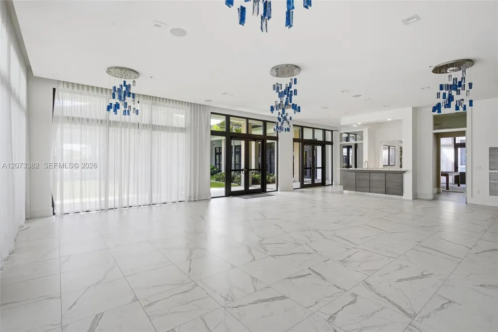 4532 NW 83 PSGE #0 Doral, FL 33166