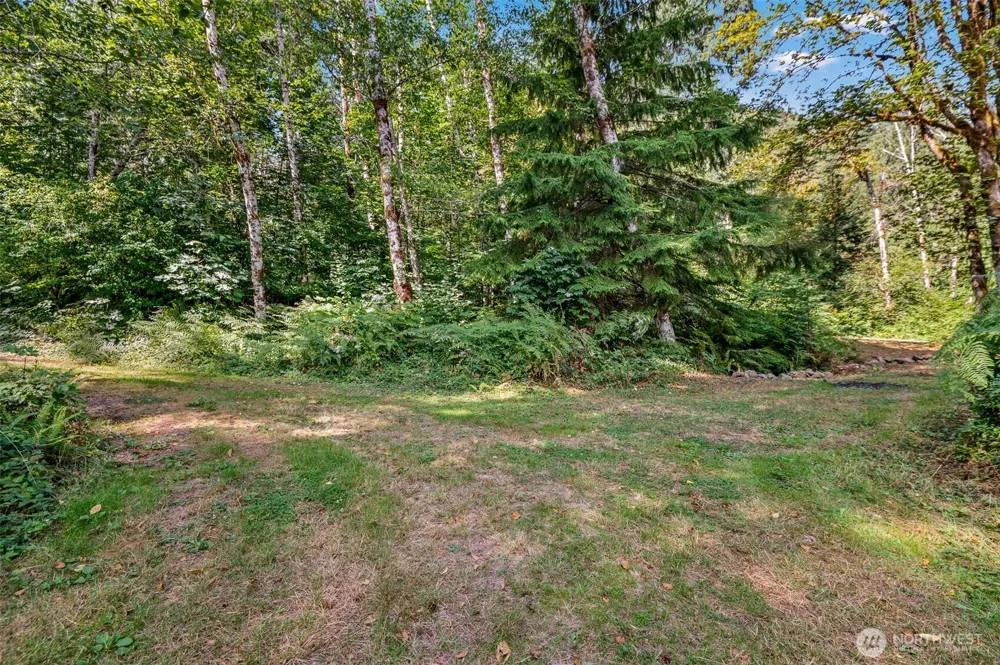 2190 W Cushman Ridge Drive Hoodsport, WA 98563
