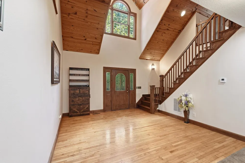 452 Cumberland Cove Rd Monterey, TN 38574