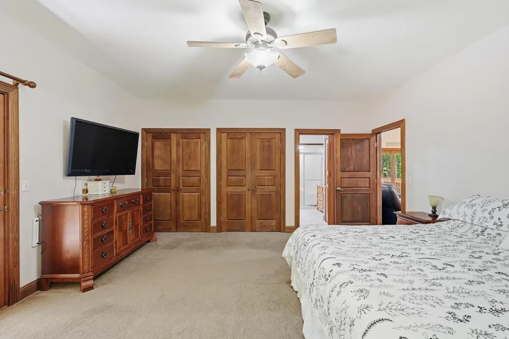 452 Cumberland Cove Rd Monterey, TN 38574