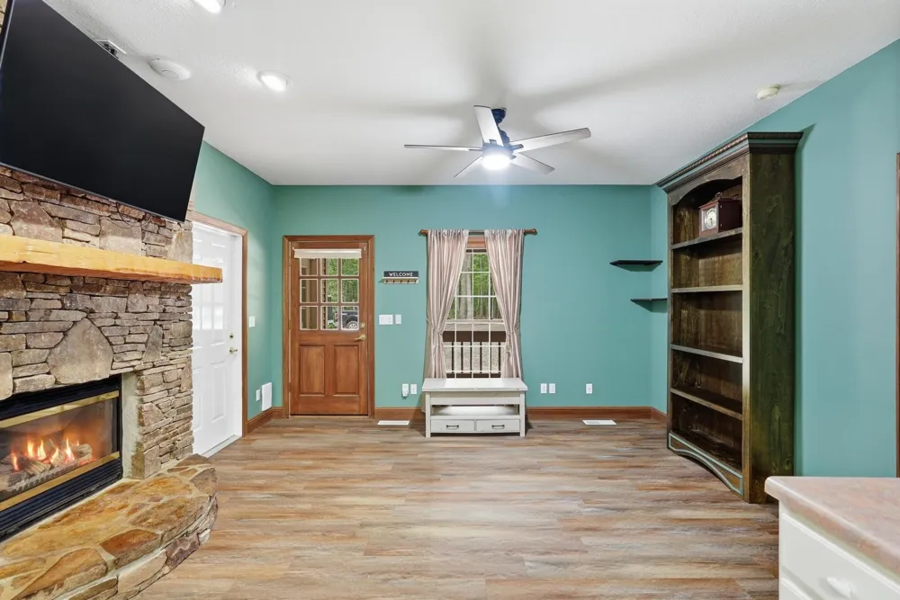 452 Cumberland Cove Rd Monterey, TN 38574