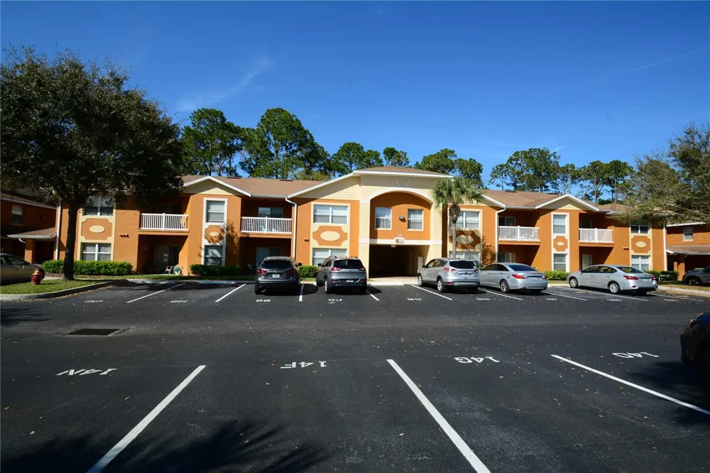 4600 E MOODY BOULEVARD #8D Bunnell, FL 32110