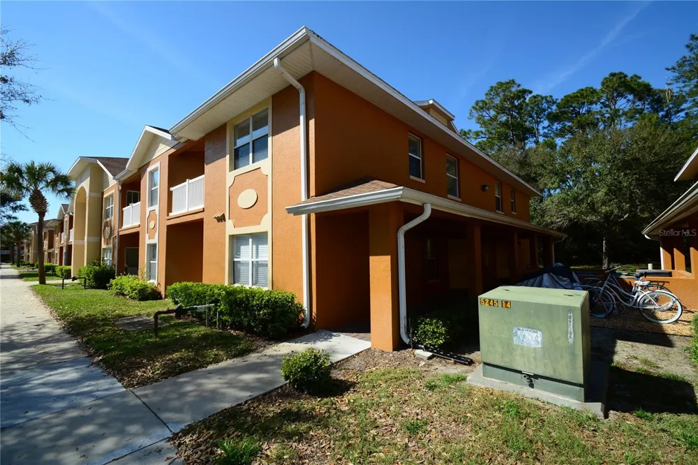 4600 E MOODY BOULEVARD #8D Bunnell, FL 32110