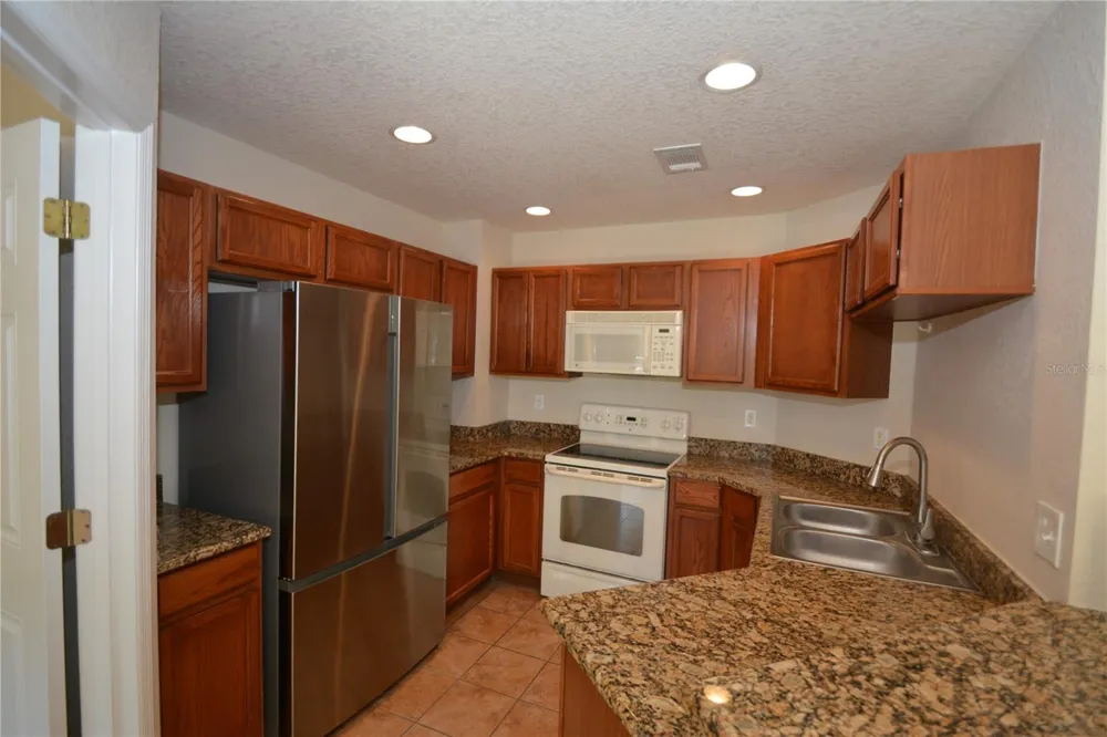 4600 E MOODY BOULEVARD #8D Bunnell, FL 32110