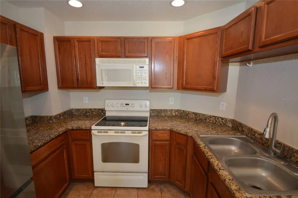 4600 E MOODY BOULEVARD #8D Bunnell, FL 32110