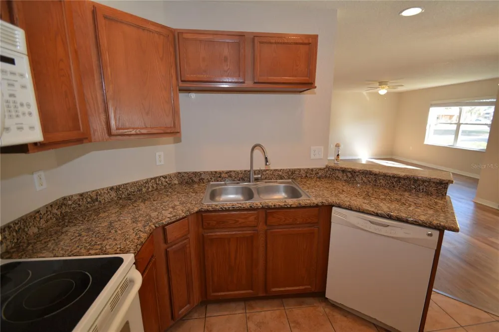 4600 E MOODY BOULEVARD #8D Bunnell, FL 32110