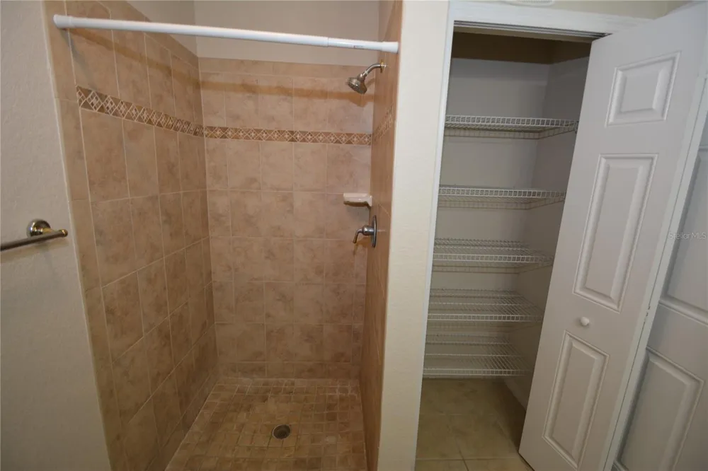4600 E MOODY BOULEVARD #8D Bunnell, FL 32110