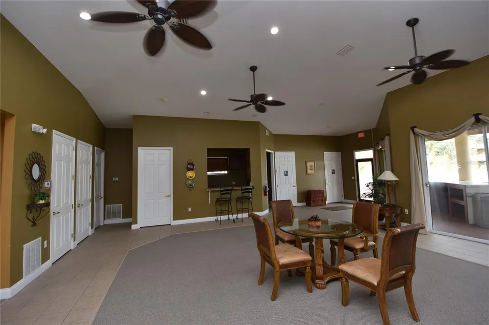 4600 E MOODY BOULEVARD #8D Bunnell, FL 32110