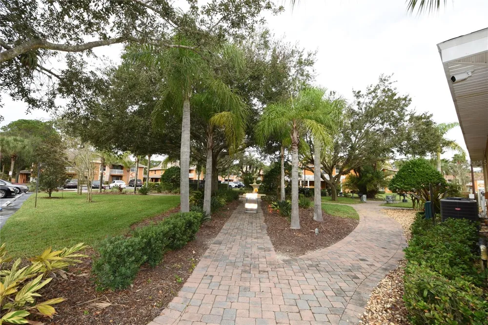 4600 E MOODY BOULEVARD #8D Bunnell, FL 32110