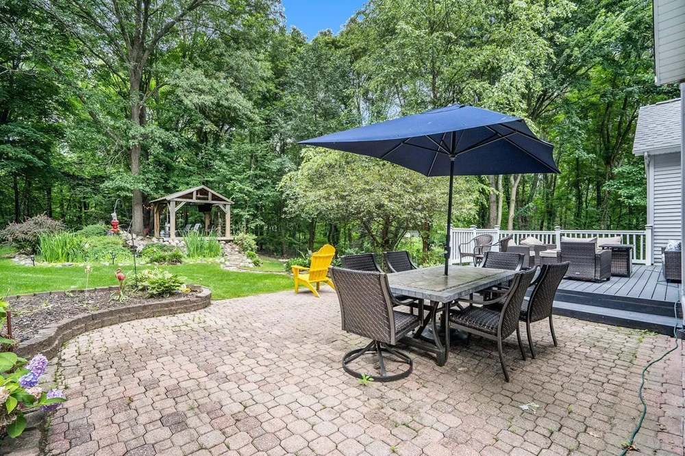 6390 Shugarbush Trail Oshtemo Charter Township, MI 49009