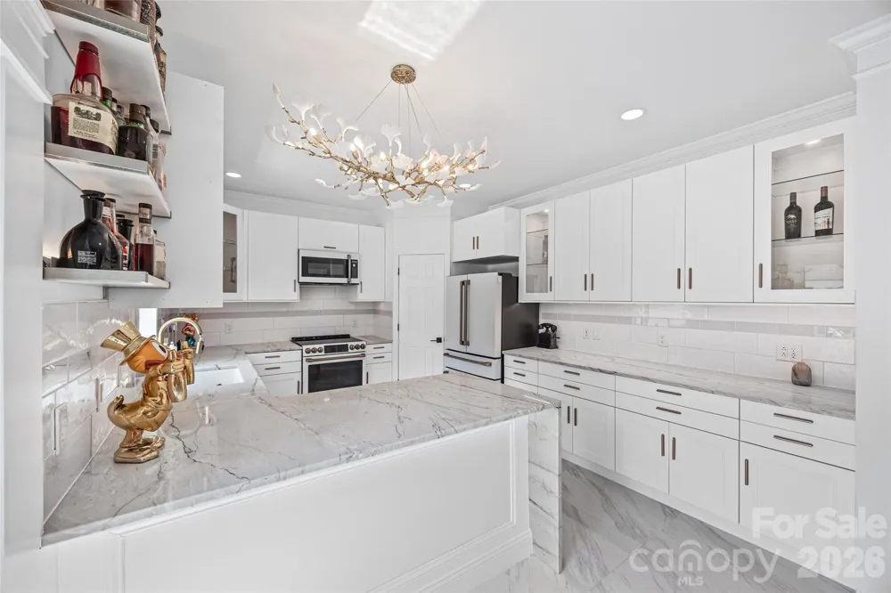 9827 Potter Road Matthews, NC 28104