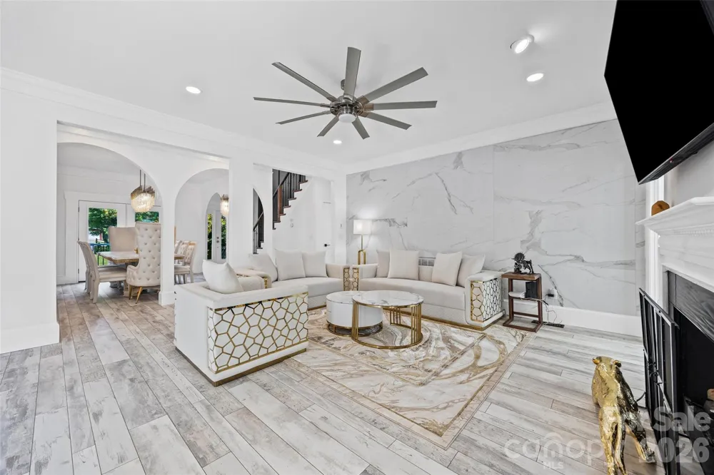 9827 Potter Road Matthews, NC 28104