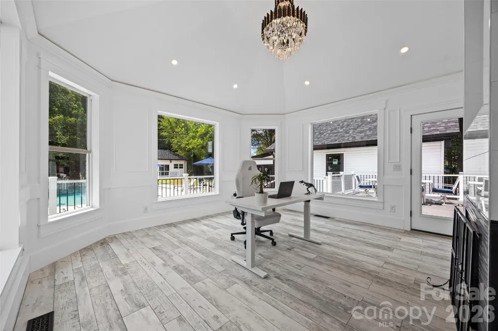 9827 Potter Road Matthews, NC 28104