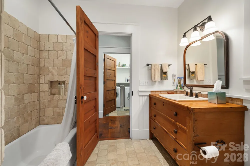 21 Corkscrew Way #191 Sylva, NC 28779