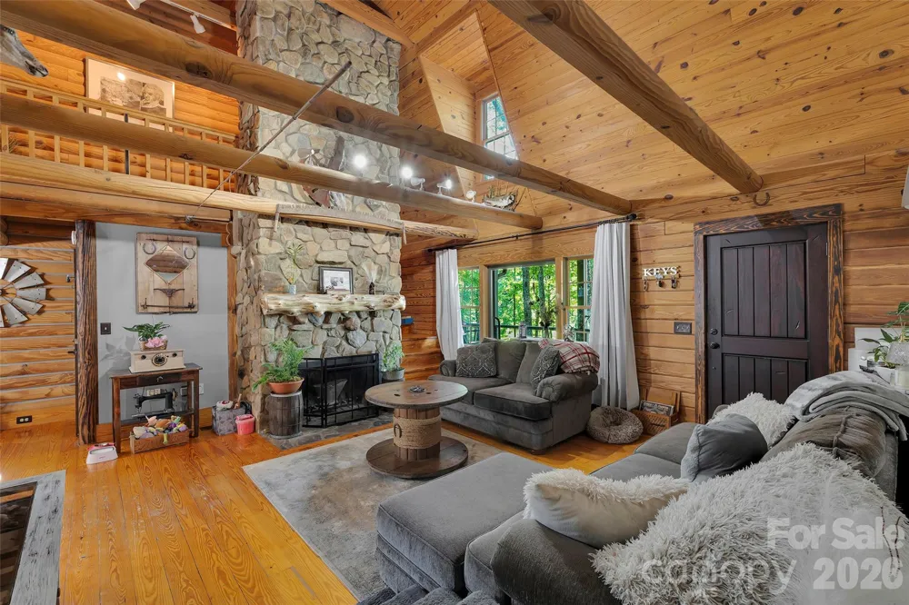 2440 Mount Lebanon Road Campobello, SC 29322