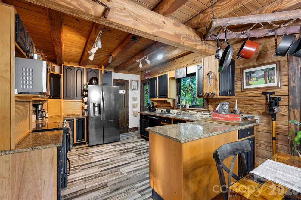 2440 Mount Lebanon Road Campobello, SC 29322
