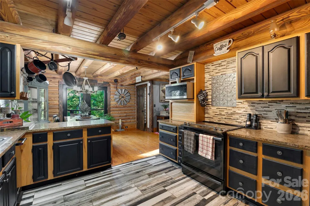 2440 Mount Lebanon Road Campobello, SC 29322