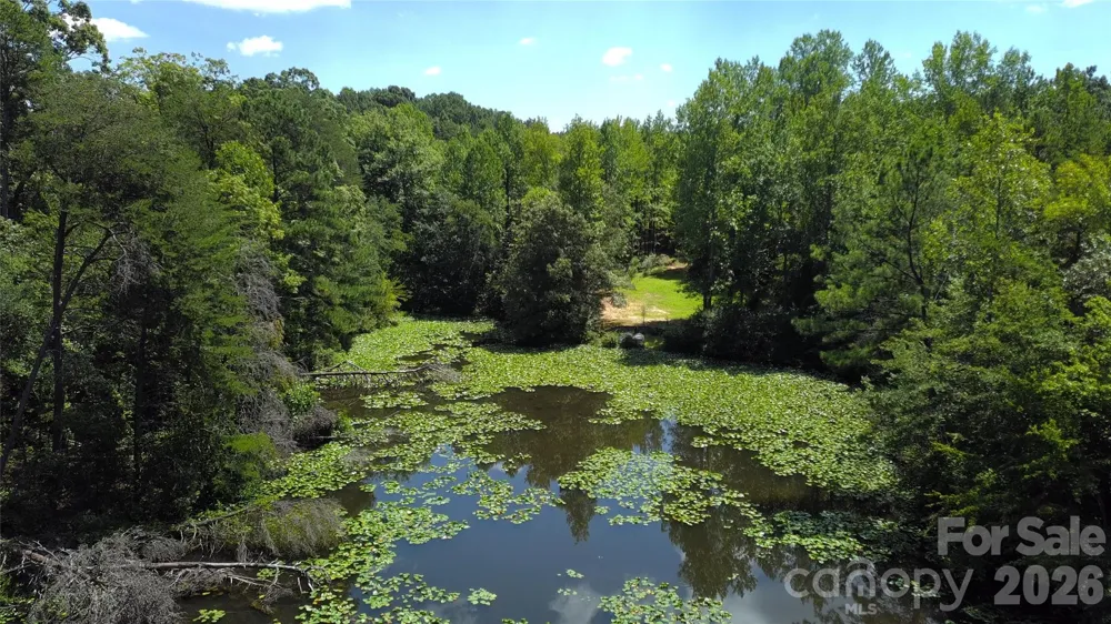 2440 Mount Lebanon Road Campobello, SC 29322
