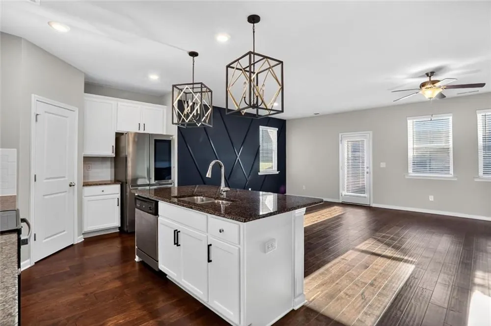 1553 Spring Hollow Way Stone Mountain, GA 30083