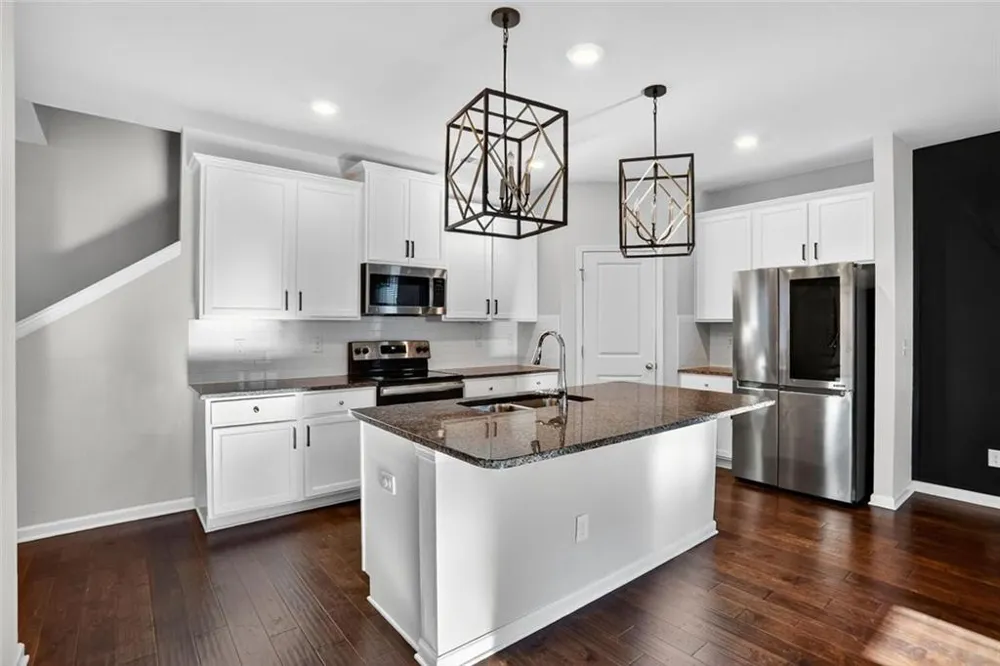 1553 Spring Hollow Way Stone Mountain, GA 30083