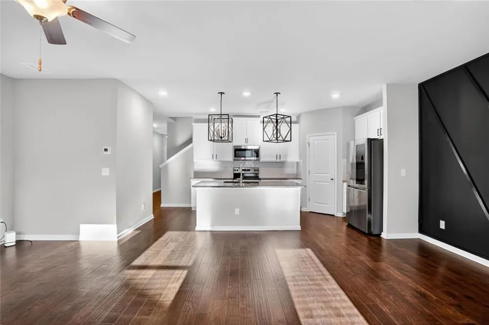 1553 Spring Hollow Way Stone Mountain, GA 30083
