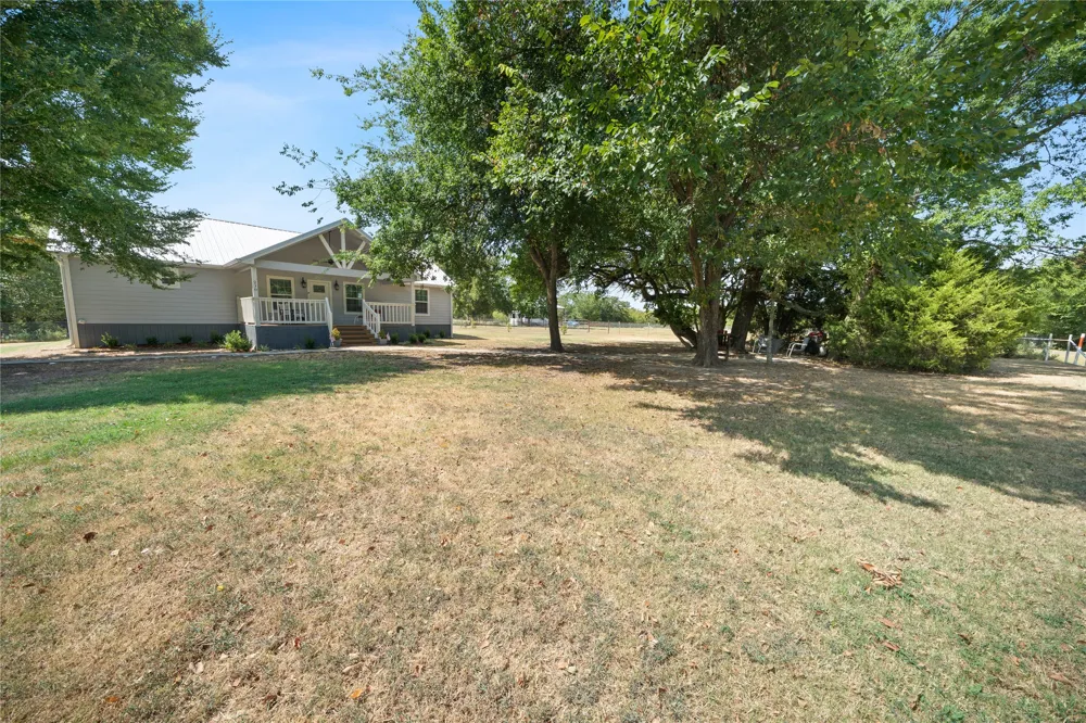 230 CR 1739 Yantis, TX 75497