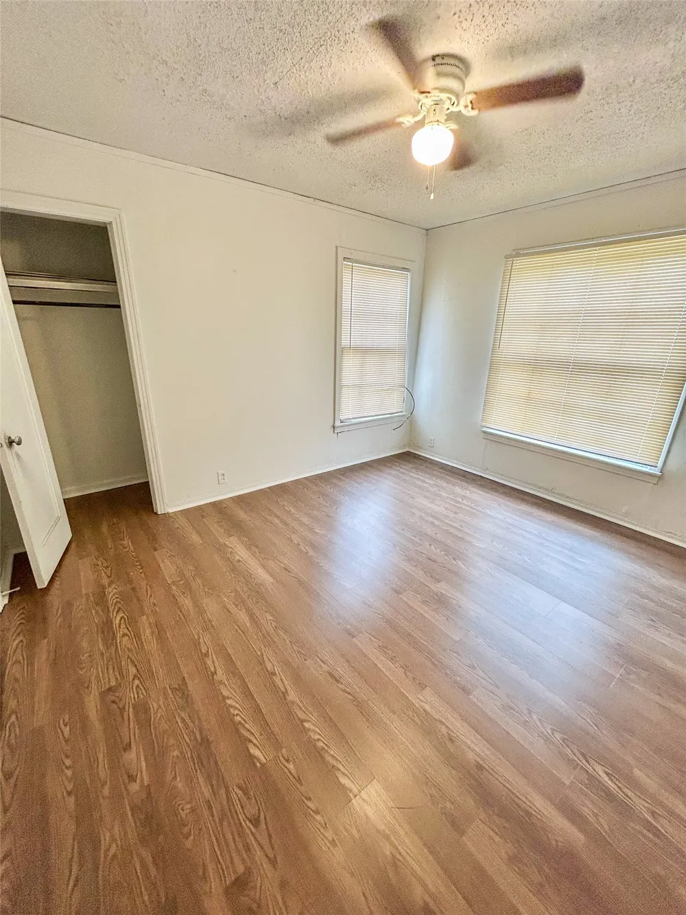 1701 W Main Clarksville, TX 75426