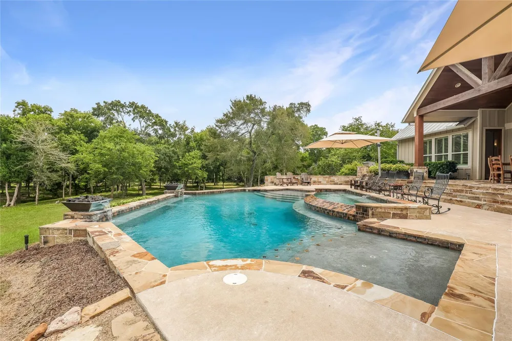 39577 Mesquite Hempstead, TX 77445