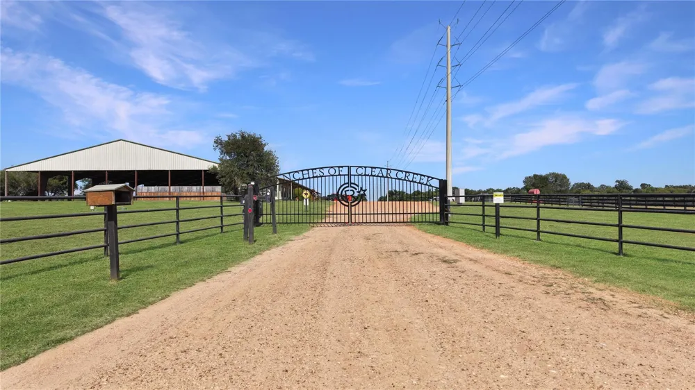39577 Mesquite Hempstead, TX 77445