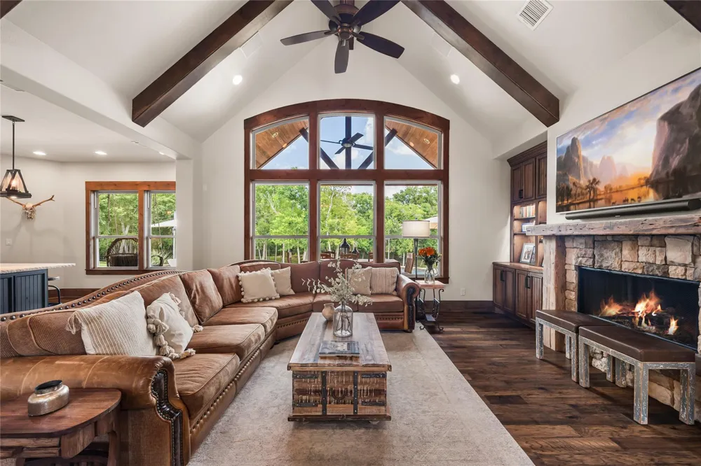 39577 Mesquite Hempstead, TX 77445