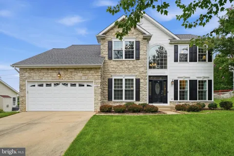 1501 SUMMER SWEET LANE