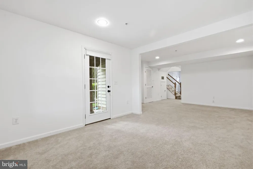 100 SUSAN CIRCLE North Wales, PA 19454