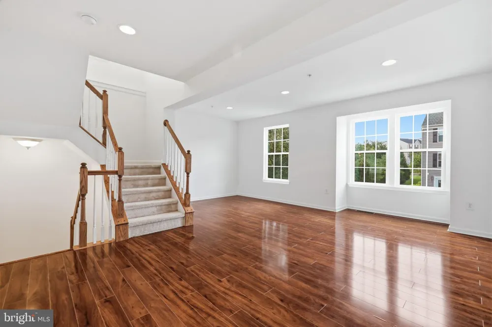 100 SUSAN CIRCLE North Wales, PA 19454