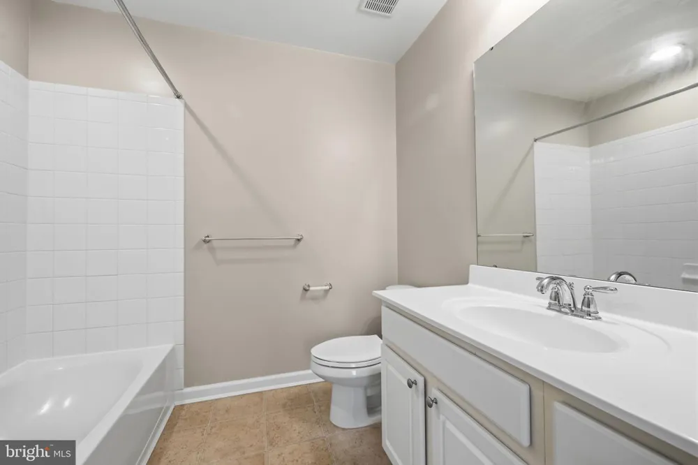 100 SUSAN CIRCLE North Wales, PA 19454