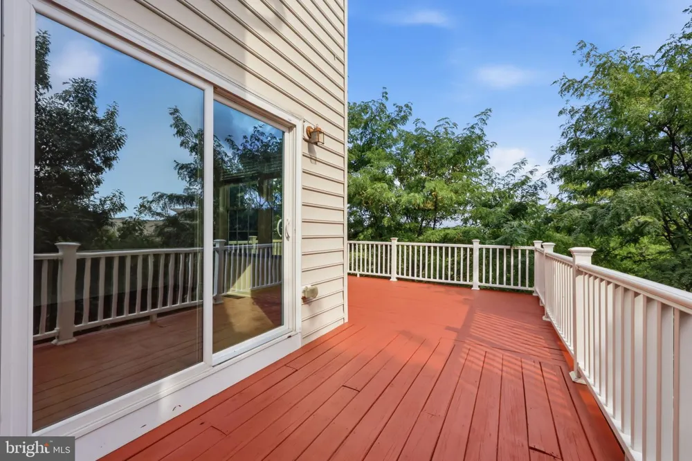 100 SUSAN CIRCLE North Wales, PA 19454