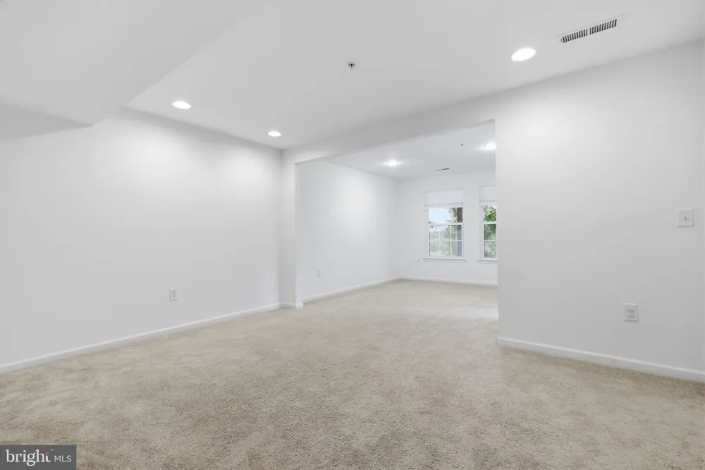 100 SUSAN CIRCLE North Wales, PA 19454