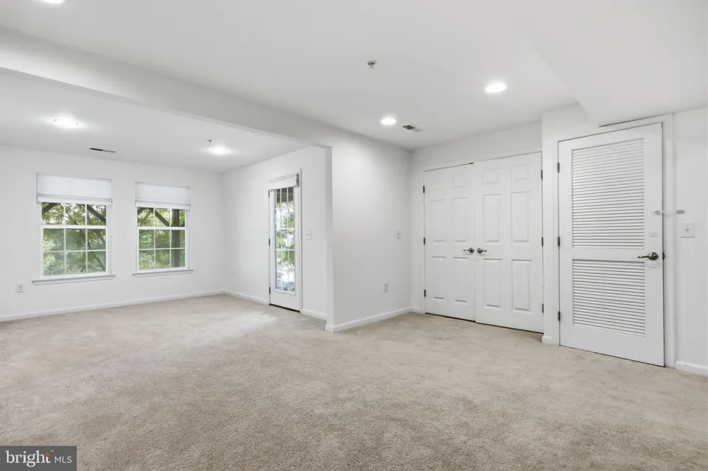 100 SUSAN CIRCLE North Wales, PA 19454