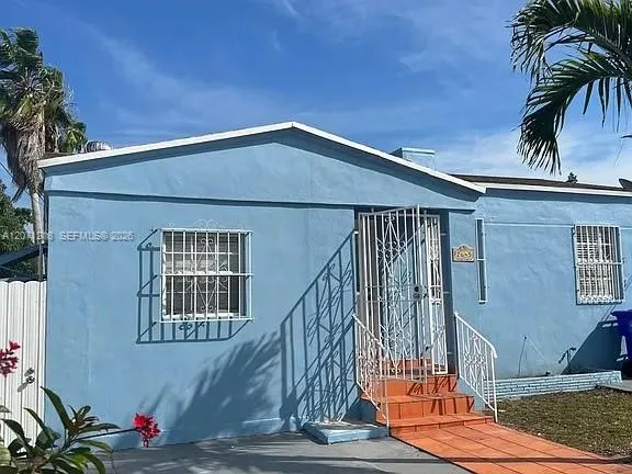 2645 SW 33rd Ave Miami, FL 33133