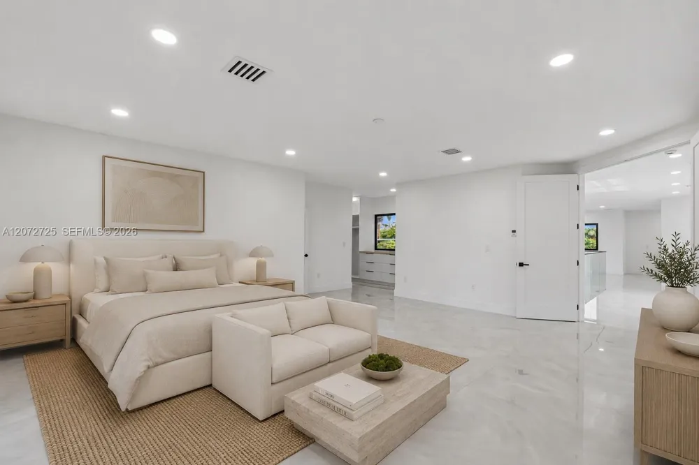 10201 SW 64th St Miami, FL 33173
