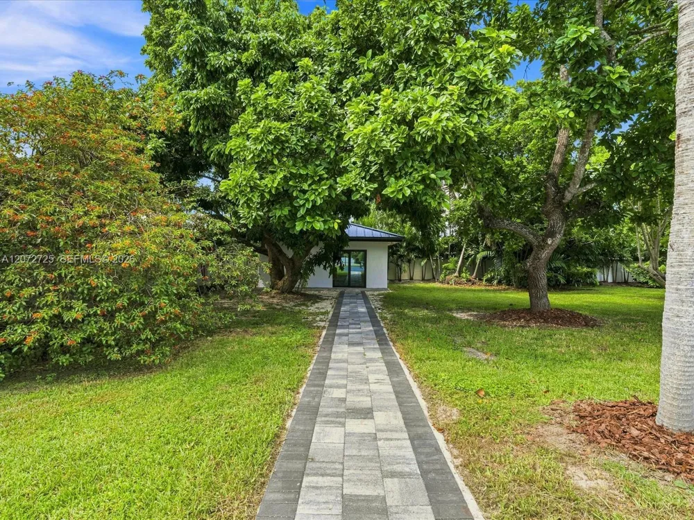 10201 SW 64th St Miami, FL 33173