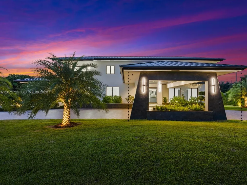 10201 SW 64th St Miami, FL 33173