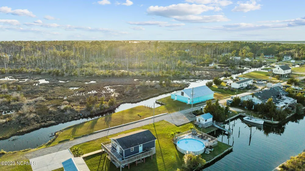 174 S Harbor Drive Davis, NC 28524